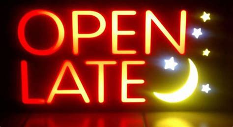 Stores open late at night - Many stores operate during normal business hours. It is typical for a retail store to close during the evening, and to open back up again the next morning. However, there are some stores that are open 24 hours a day. …